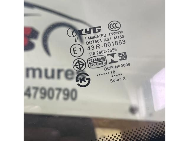 bontott MERCEDES-BENZ R-CLASS Első Szélvédő