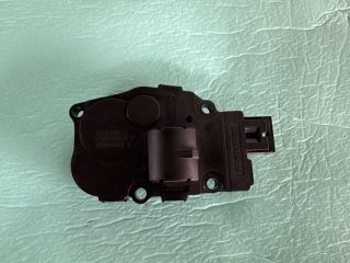 bontott MERCEDES-BENZ R-CLASS Fűtés Állító Motor