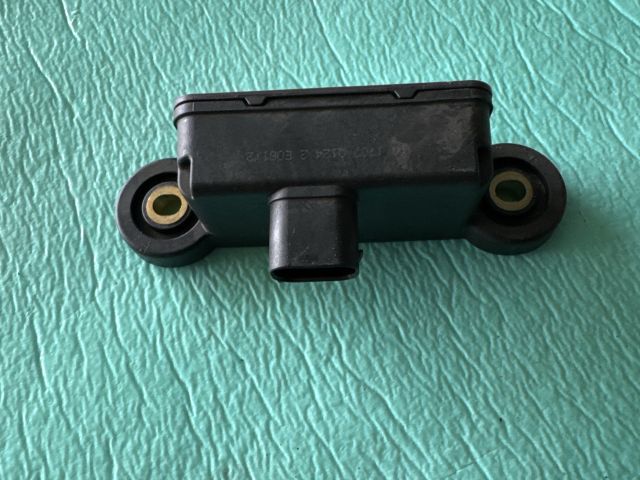 bontott MERCEDES-BENZ R-CLASS Gyorsulás Jeladó