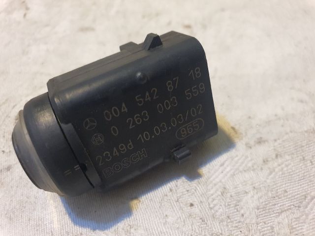 bontott MERCEDES-BENZ R-CLASS Hátsó Tolatóradar Fej