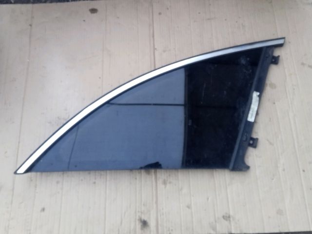 bontott MERCEDES-BENZ R-CLASS Jobb C Oszlop Oldalablak Üveg