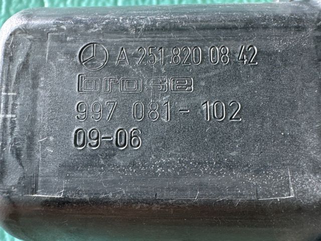 bontott MERCEDES-BENZ R-CLASS Jobb első Ablakemelő Motor