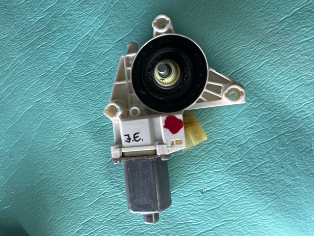 bontott MERCEDES-BENZ R-CLASS Jobb első Ablakemelő Motor