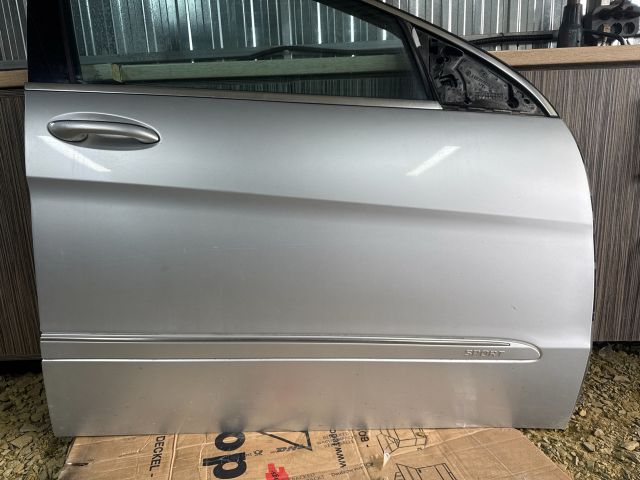 bontott MERCEDES-BENZ R-CLASS Jobb első Ajtó (Részeivel)