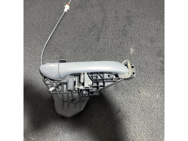 bontott MERCEDES-BENZ R-CLASS Jobb első Külső Kilincs