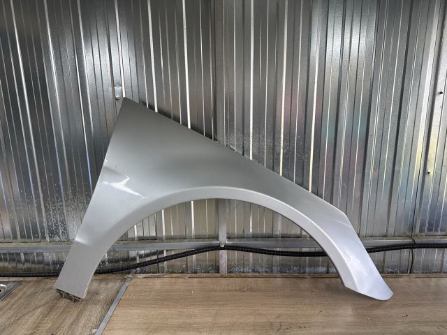 bontott MERCEDES-BENZ R-CLASS Jobb első Sárvédő