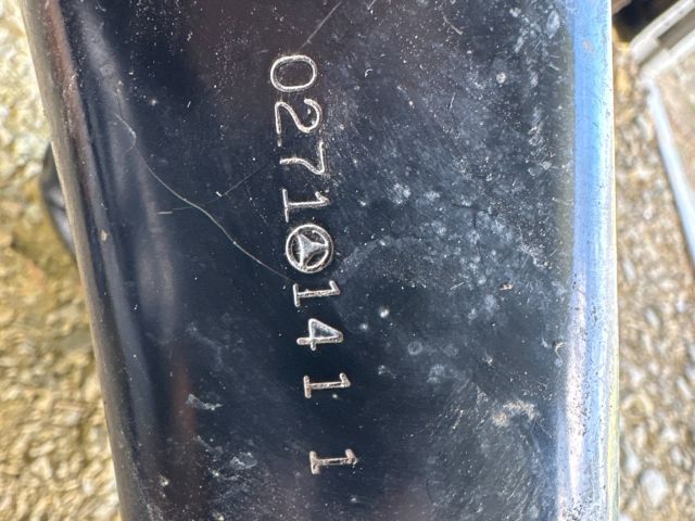 bontott MERCEDES-BENZ R-CLASS Jobb Fényszóró Lámpakeret