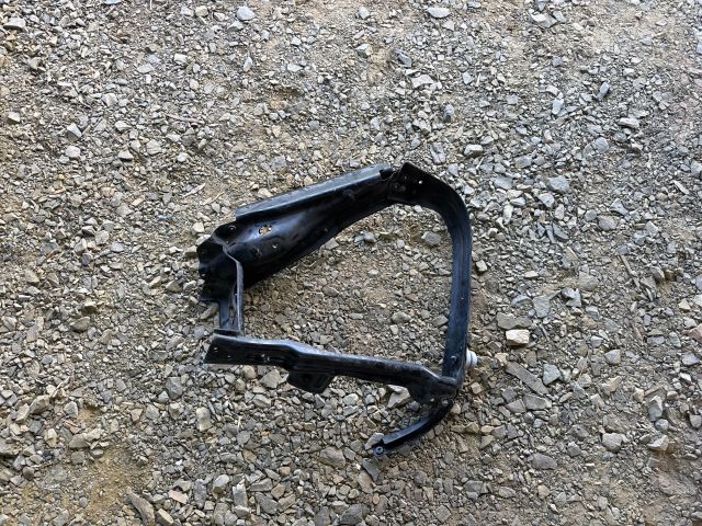 bontott MERCEDES-BENZ R-CLASS Jobb Fényszóró Lámpakeret