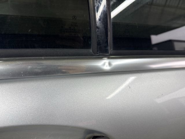 bontott MERCEDES-BENZ R-CLASS Jobb hátsó Ajtó (Üres lemez)