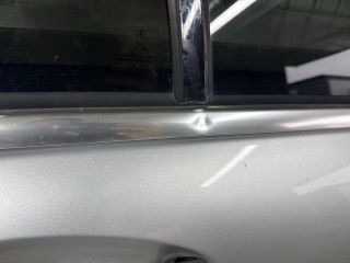 bontott MERCEDES-BENZ R-CLASS Jobb hátsó Ajtó (Üres lemez)