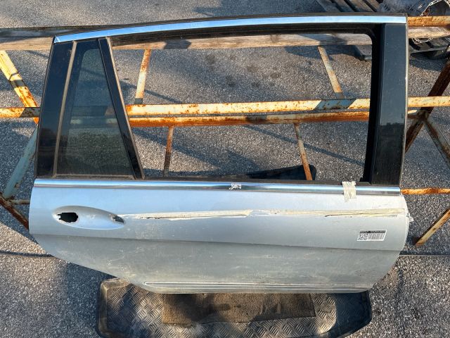 bontott MERCEDES-BENZ R-CLASS Jobb hátsó Ajtó (Üres lemez)