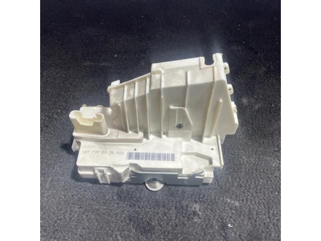 bontott MERCEDES-BENZ R-CLASS Jobb hátsó Ajtózár