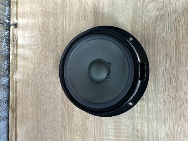 bontott MERCEDES-BENZ R-CLASS Jobb hátsó Hangszóró