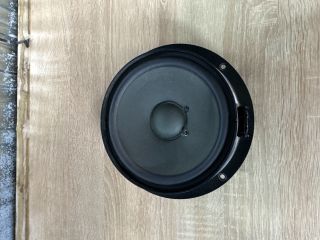 bontott MERCEDES-BENZ R-CLASS Jobb hátsó Hangszóró