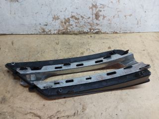 bontott MERCEDES-BENZ R-CLASS Jobb Ködlámpa Rács