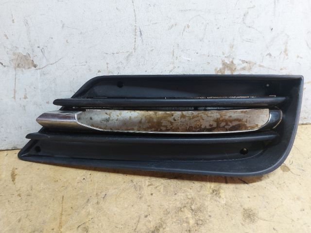 bontott MERCEDES-BENZ R-CLASS Jobb Ködlámpa Rács