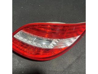 bontott MERCEDES-BENZ R-CLASS Jobb Külső Hátsó Lámpa