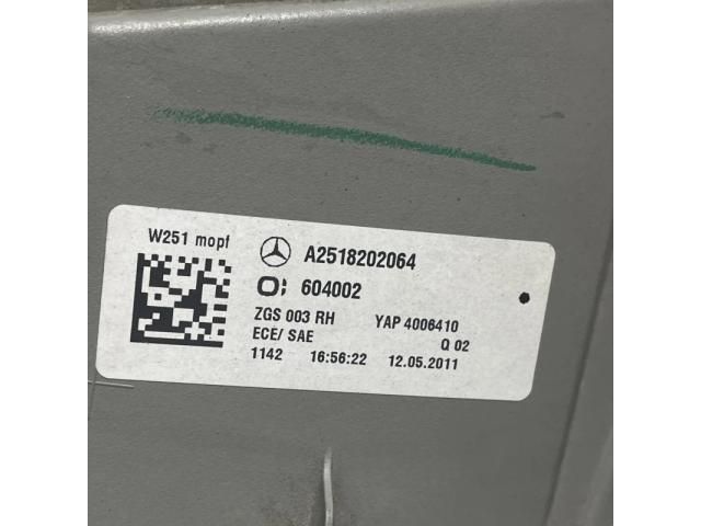 bontott MERCEDES-BENZ R-CLASS Jobb Külső Hátsó Lámpa