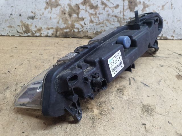 bontott MERCEDES-BENZ R-CLASS Jobb Nappali Menetfény