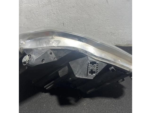 bontott MERCEDES-BENZ R-CLASS Jobb Xenon Fényszóró