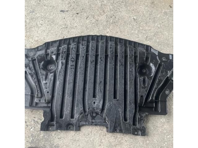 bontott MERCEDES-BENZ R-CLASS Kartervédő