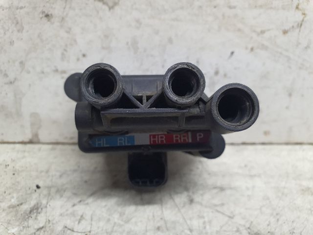 bontott MERCEDES-BENZ R-CLASS Légrugó Vezérlő