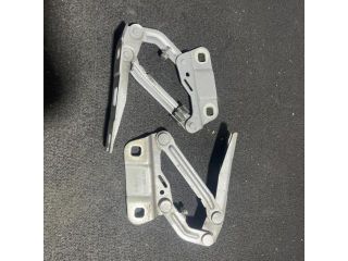 bontott MERCEDES-BENZ R-CLASS Motorháztető Zsanér Pár