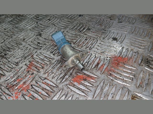 bontott MERCEDES-BENZ R-CLASS Porlasztó (1 db)