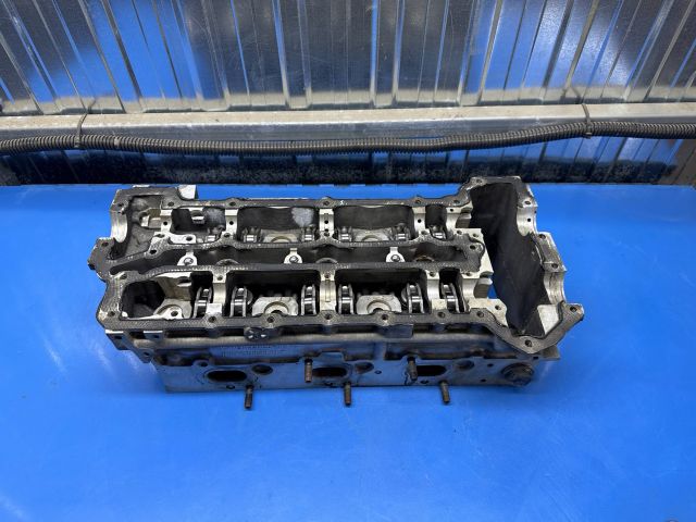 bontott MERCEDES-BENZ R-CLASS Hengerfej