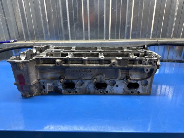 bontott MERCEDES-BENZ R-CLASS Hengerfej