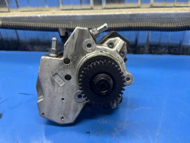 bontott MERCEDES-BENZ R-CLASS Nagynyomású Szivattyú