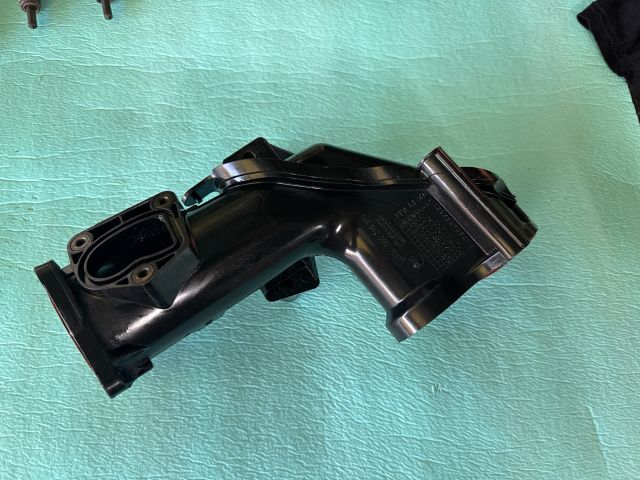 bontott MERCEDES-BENZ R-CLASS Turbócső