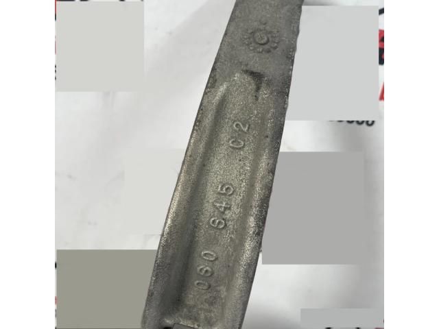 bontott MERCEDES-BENZ R-CLASS Jobb első Csonkállvány