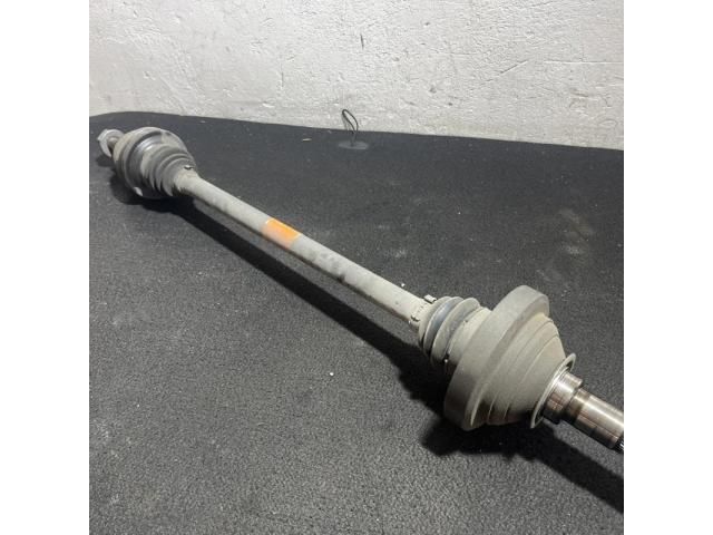 bontott MERCEDES-BENZ R-CLASS Jobb hátsó Féltengely