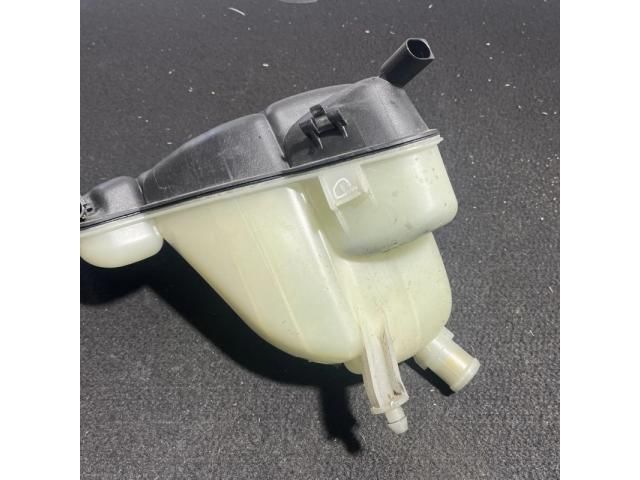 bontott MERCEDES-BENZ R-CLASS Kiegyenlítő Tartály