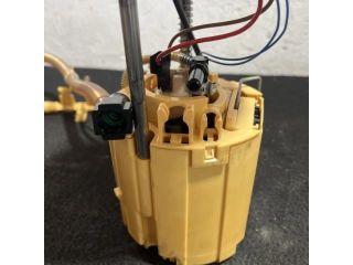 bontott MERCEDES-BENZ R-CLASS Üzemanyag Szivattyú