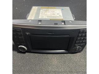 bontott MERCEDES-BENZ R-CLASS Rádió / CD