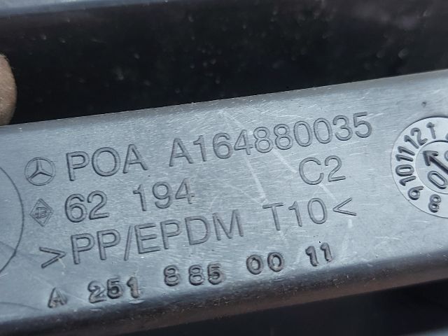 bontott MERCEDES-BENZ R-CLASS Rendszámtábla Tartó