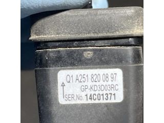 bontott MERCEDES-BENZ R-CLASS Tolatókamera