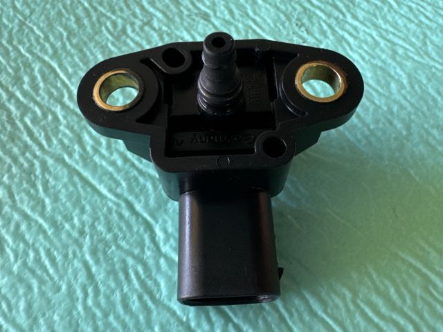 bontott MERCEDES-BENZ R-CLASS Töltőnyomás Érzékelő