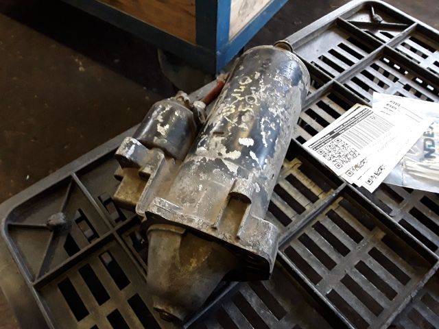 bontott MERCEDES-BENZ S-CLASS Önindító