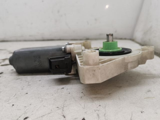 bontott MERCEDES-BENZ S-CLASS Bal első Ablakemelő Motor