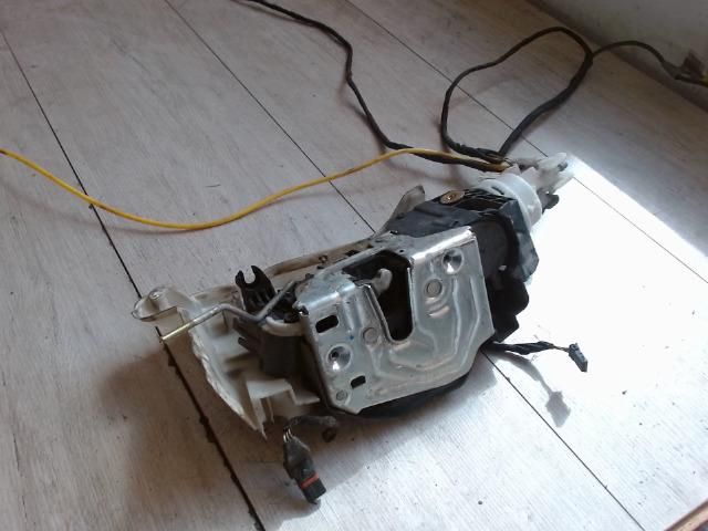 bontott MERCEDES-BENZ S-CLASS Bal első Ajtózár