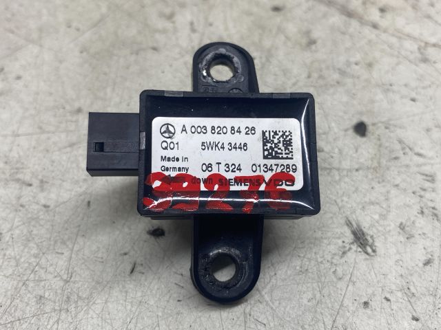 bontott MERCEDES-BENZ S-CLASS Bal első Oldal Ütközés Érzékelő