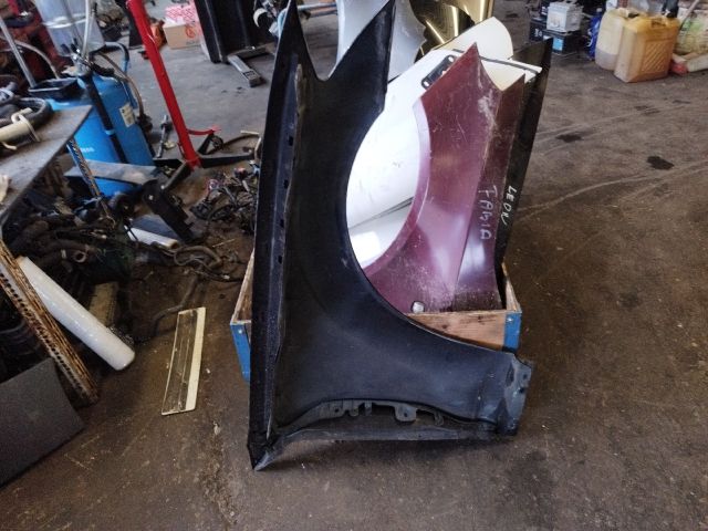 bontott MERCEDES-BENZ S-CLASS Bal első Sárvédő