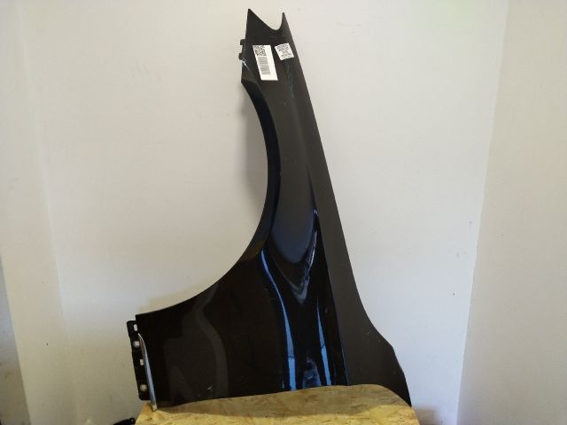 bontott MERCEDES-BENZ S-CLASS Bal első Sárvédő