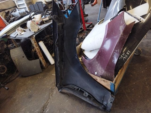 bontott MERCEDES-BENZ S-CLASS Bal első Sárvédő