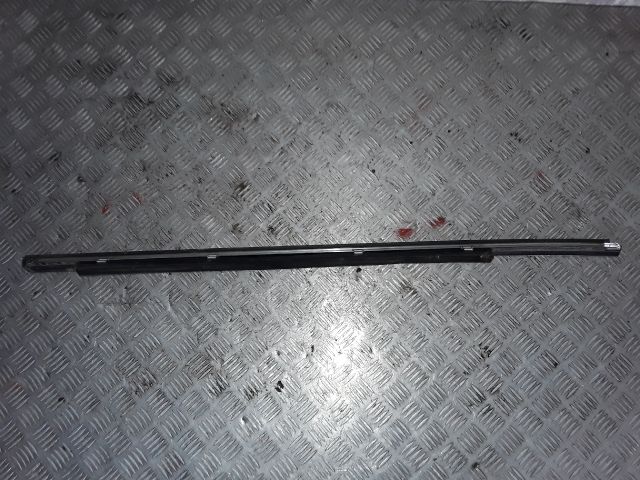 bontott MERCEDES-BENZ S-CLASS Bal hátsó Ablak Díszléc