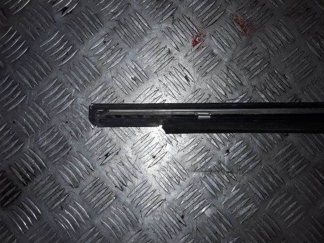 bontott MERCEDES-BENZ S-CLASS Bal hátsó Ablak Díszléc