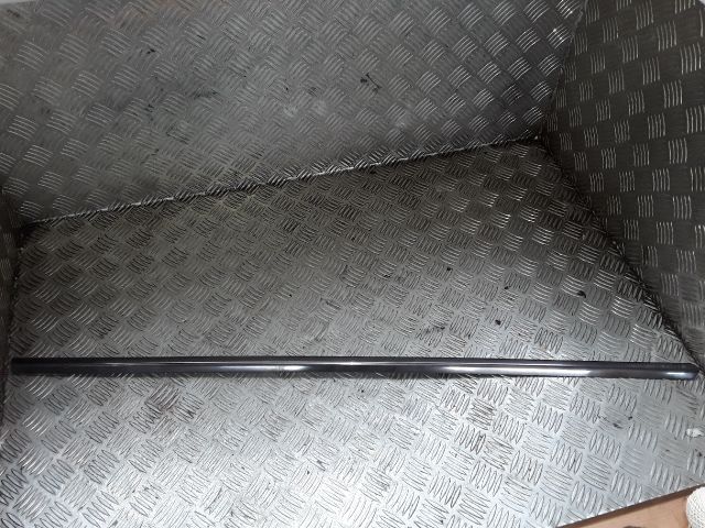 bontott MERCEDES-BENZ S-CLASS Bal hátsó Ablak Díszléc